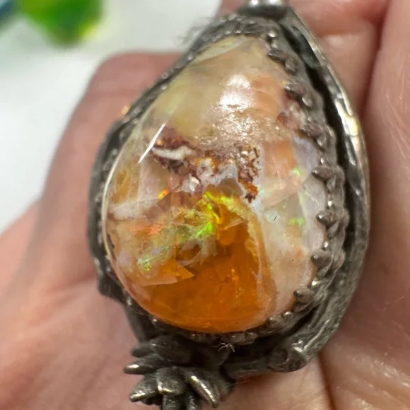 Unique Teardrop Sterling Silver Ring with Amazing Opal Stone - Picture 9 of 9